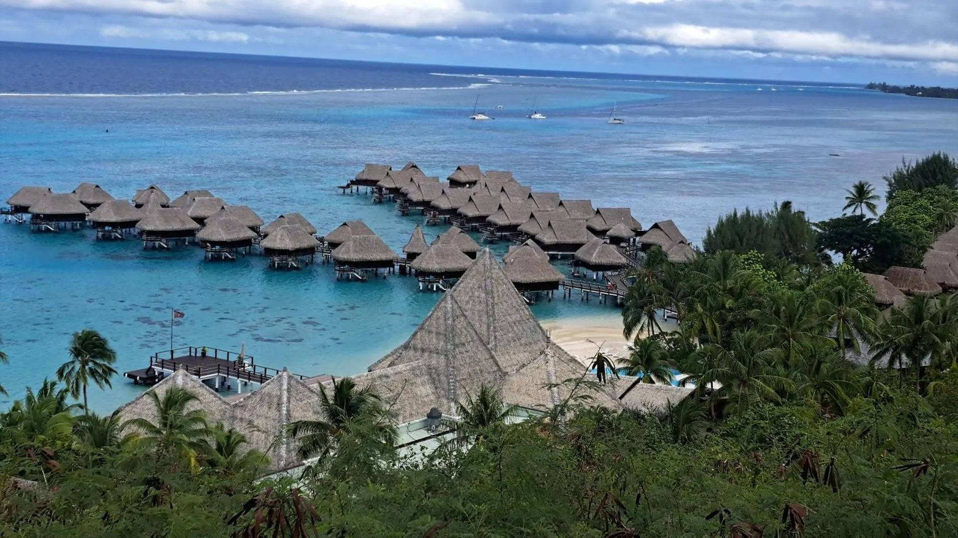 Tiva Catamaran Moorea Hotel Botel